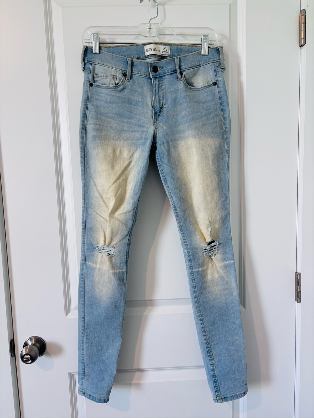 Abercrombie & Fitch Light Blue Skinny Jeans with Knee Distress